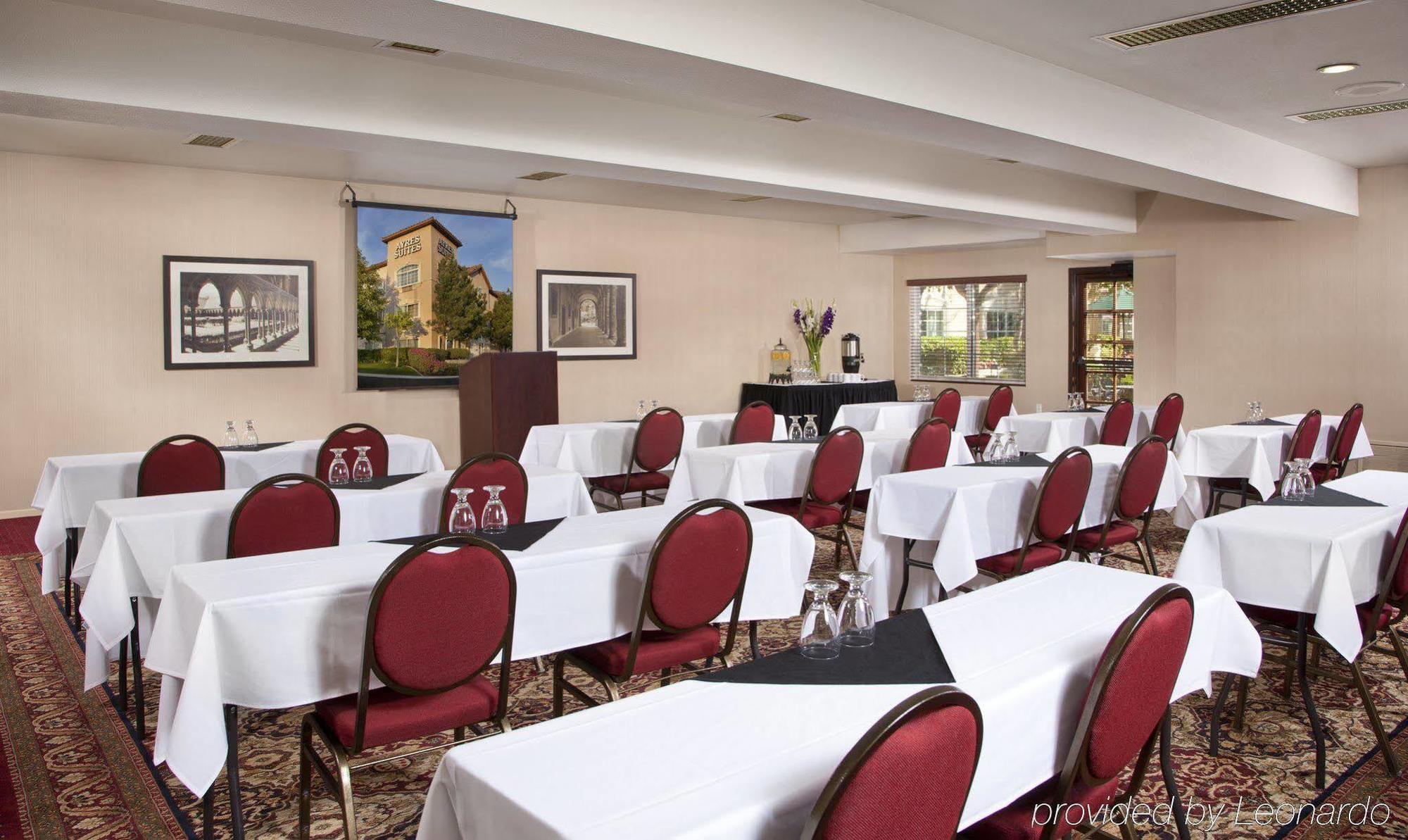 Ayres Suites Ontario At The Mills Mall - Rancho Cucamonga Kinh doanh bức ảnh